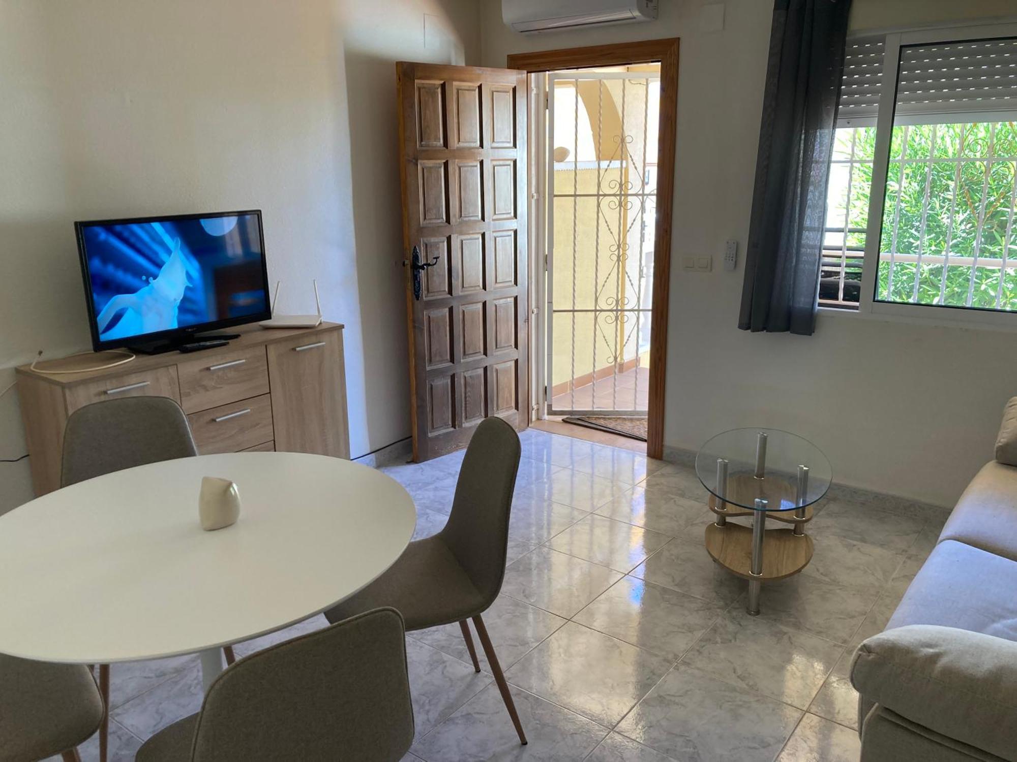 Villa Martin Secure Complex Two Bed Apartment With Access To Six Pools Сан-Міґель-де-Салінас Екстер'єр фото