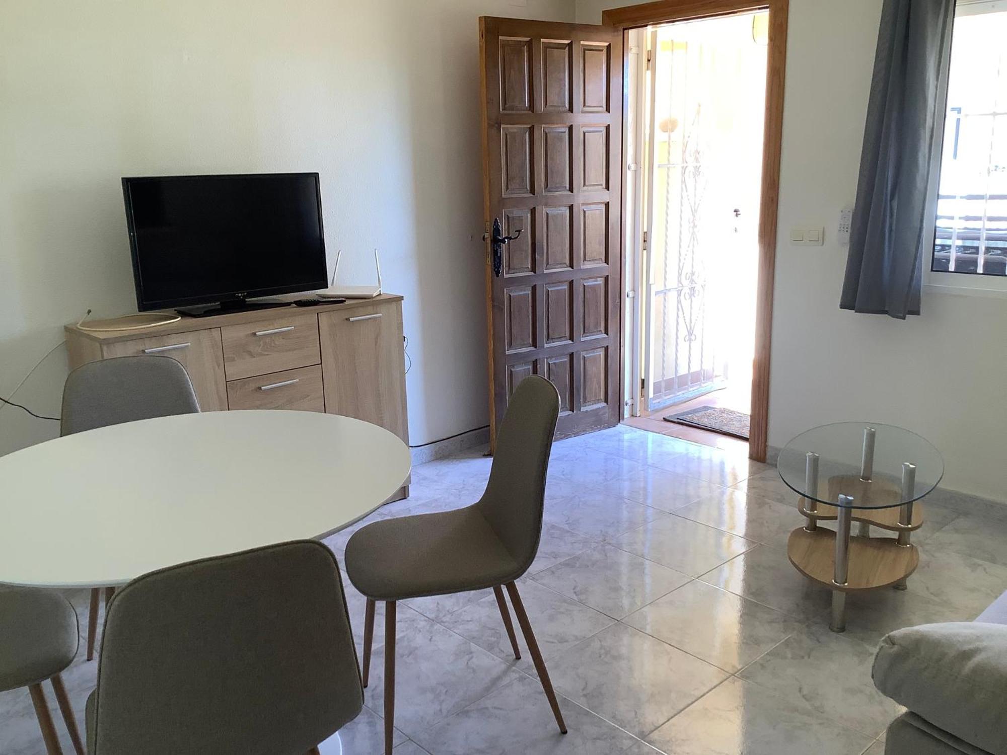 Villa Martin Secure Complex Two Bed Apartment With Access To Six Pools Сан-Міґель-де-Салінас Екстер'єр фото